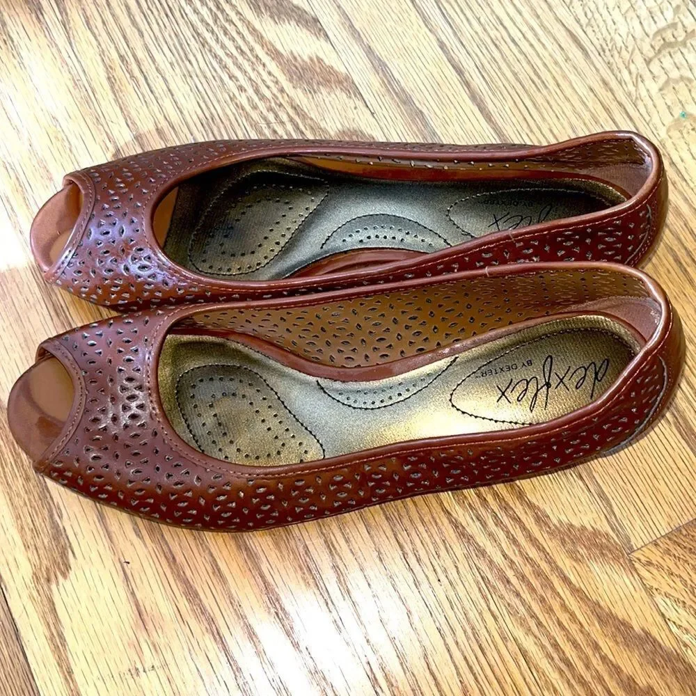 Dexter gently worn